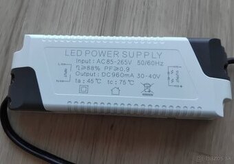 Zdroj na LED svetlo