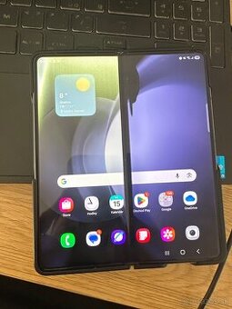 Zfold 5 nefunkčný veľký displej