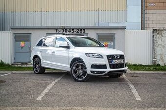 Audi Q7 3.0 Turbo Benzín Quattro 7Miest