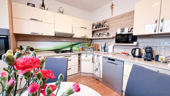 Predaj | Priestranný rodinný dom v obci Hraň | BÝVAJTE s nam