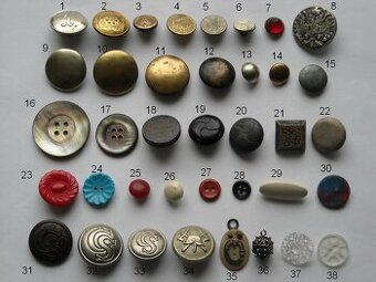 Staré nábojnice,vojenské gombíky a iné