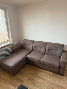 Rozkladací gauč s úložným priestorom