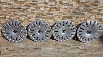 Predam puklice orginal Vw R16 Passat