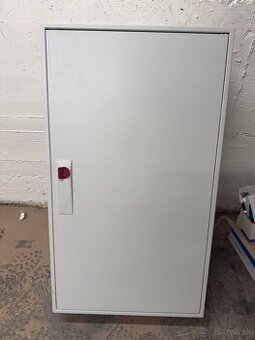 Elektrický rozvadzač s PLC riadením