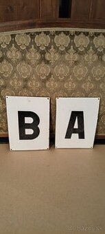 Vintage plechové písmená B a A