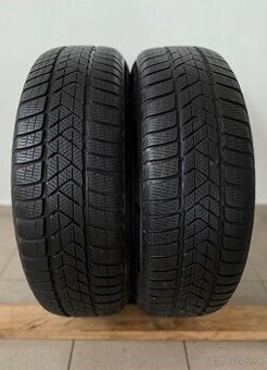 Zimné pneumatiky 215/60/18 Pirelli Sottozero 3 Winter Runfla