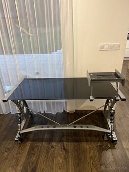 Kancelársky stôl automotive tuning Pistop furniture