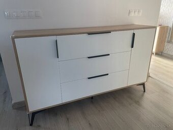 Komoda na mieru - Dub Nebraska prírodný / Biela mat.