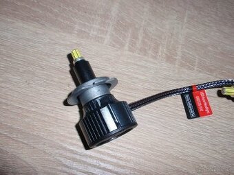 LED ziarovky H7 6000K 360°