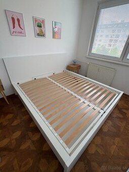 Predám 180x200 IKEA MALM posteľ s úložným priestorom