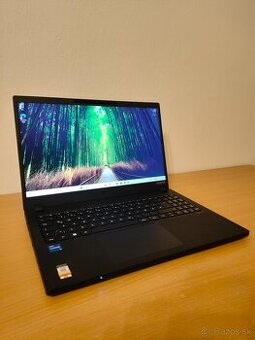 Acer TravelMate P215-54 | i5 • 16GB • 512GB SSD