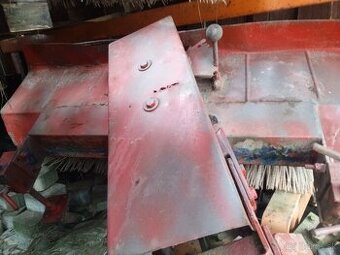 zametacie  metly na malotraktor
