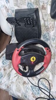 Herný volant s pedálmi Thrustmaster Ferrari pre PC / PS3