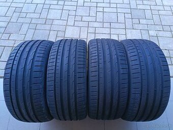 letne pneu 225/35 R20