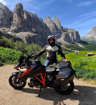 KTM 1290 SUPER DUKE GT 2020