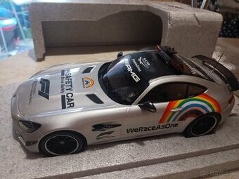 Predám Mercedes AMG GTR  1:18