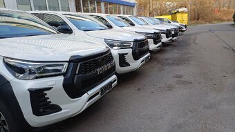 Toyota Hilux 2020-25