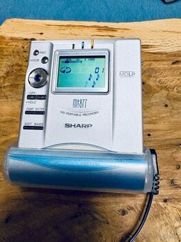MiniDisc prehrávač/rekordér SHARP MD-MT877H(S)