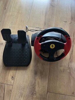 Herný volant Ferrari Thrustmaster 458