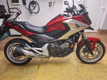 Honda  NC750XA