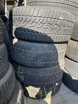 225/45 R17 zimne Goodyear