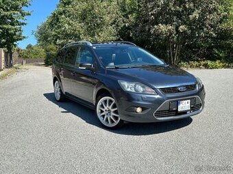 Ford Focus Combi 1.6 TDCi 80kw Individual,Xenon,Šíber