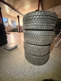 Zimné Pneu 215/45 R16