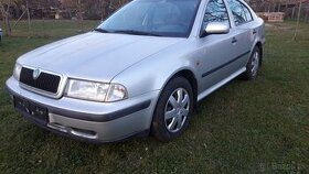 Škoda Octávia 1,6 GLX 1,6  74kw