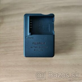 nabíjačka Fujifilm BC-W126S