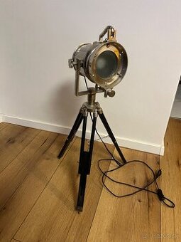 Dekoračná lampa