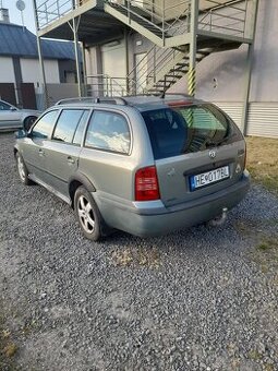 Predam Octaviu combi 1.9 TDI
