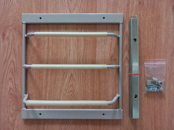 Komplement od ikea - 3radový výsuvný vešiak do skrine 35 cm