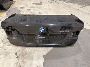 BMW E92 - zadný kufor , zadný naraznik , držiaky ,výztuha