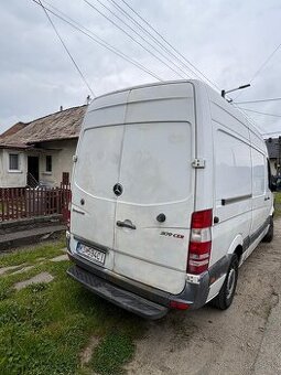 Predám Mercedes Sprinter 2.2 diesel 65 kW STK+EK