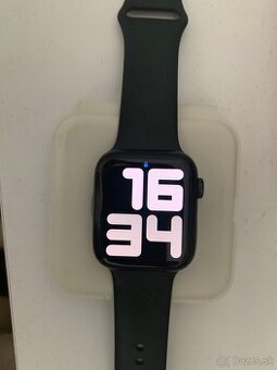 Apple Watch SE series 44 black