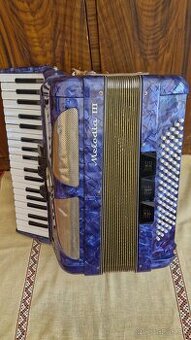 Akordeón Melodia III