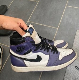 Air Jordan 1 High Court Purple
