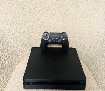 Predám hernú konzolu Sony PS4 Slim 500GB Veľmi Peknom Stave - 1