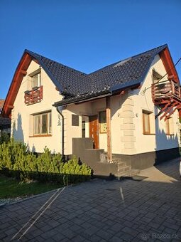 Rodinný dom po kompletnej rekonštrukcii s veľkým pozemkom