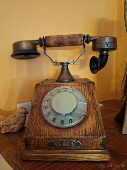 Stary telefon