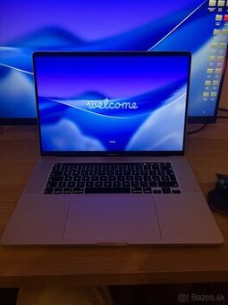 💻 MacBook Pro 16” – i9 / 16GB RAM / 1TB SSD / Radeon 5500M