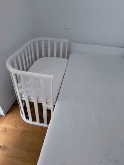 Detská postieľka s matracom