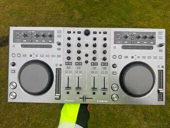 Pioneer DDJ-T1