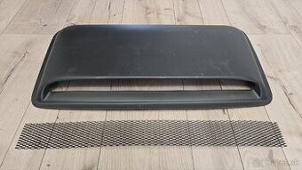 Predny difuzor s ciernou mriezkou