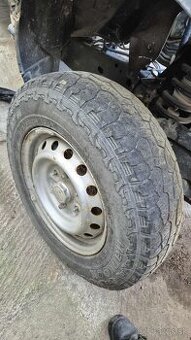 Mitsubishi L200 kolesá po kuse 205/80 R16