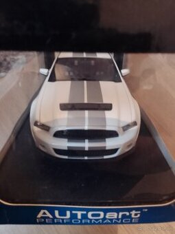 Shelby Mustang GT 500 Autoart