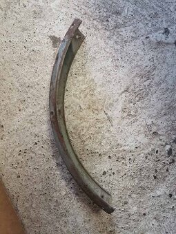 Stadion S 22 - podblatník