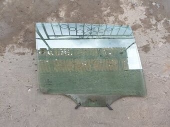 Octavia 2 Combi • sklo pravé zadné bočné