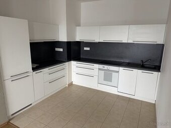 Predám Kuchynskú linku, bez spotrebičov