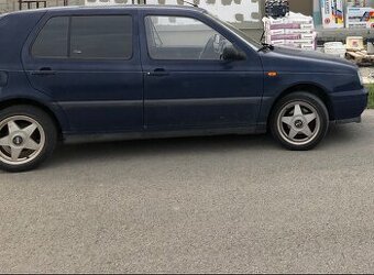 Volkswagen golf 3 1.6 b 74kw